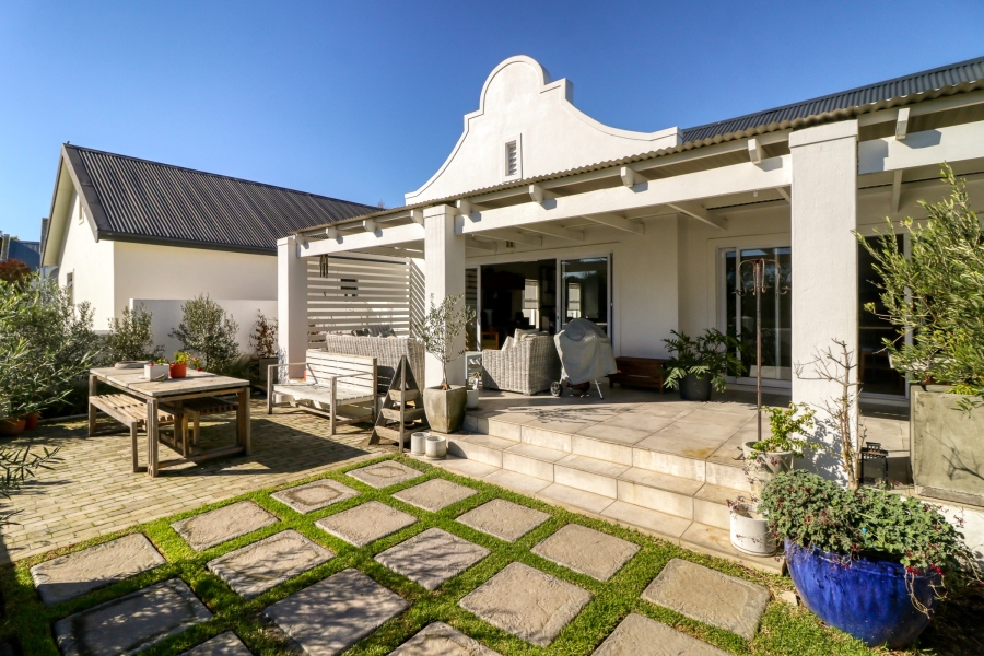 3 Bedroom Property for Sale in Croydon Vineyard Estate Western Cape